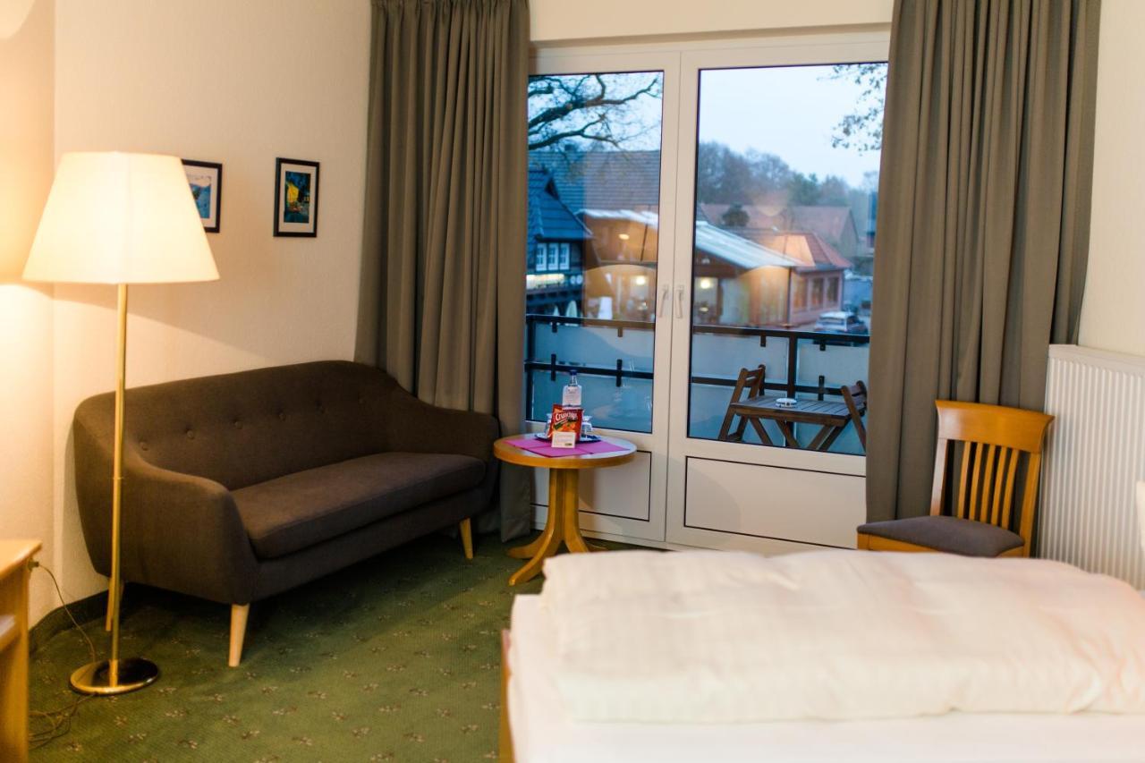Akzent Hotel Zur Gruenen Eiche Bispingen Dış mekan fotoğraf